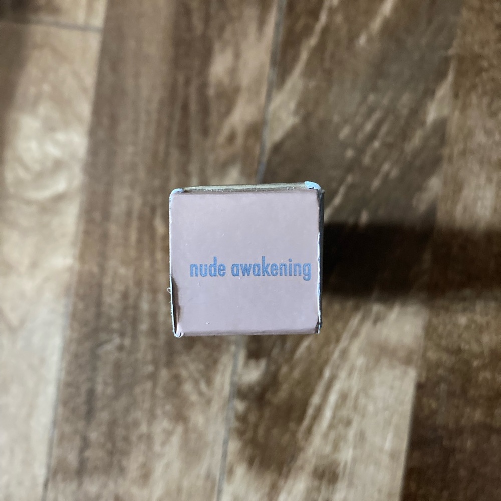 💚HP💚 New in box Stila Suede Shade Liquid Eye Shadow - nude awakening - Picture 7 of 8